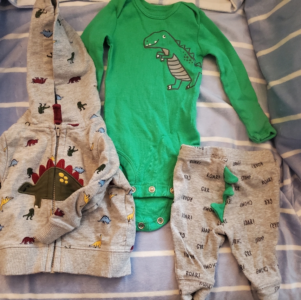 Carter's- 3 piece Dinosaur outfit